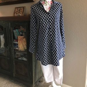 Button down Tunic and Capris - size M